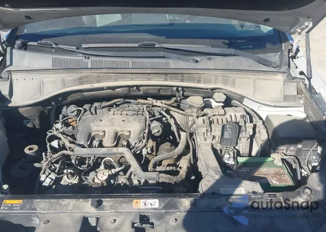 2017 Hyundai Santa Fe Se z USA, uszkodzony, nr VIN KM8SN4HF8HU175218